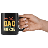 The best kind of dad raises a nurse father's day gift black coffee mug
