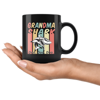 Retro Vintage grandma shark doo doo doo black gift coffee mug